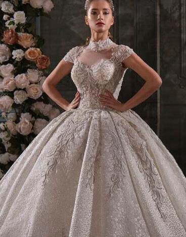  What Are the Benefits of Shopping for Vintage Wedding Dresses in Dubai