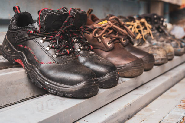  Ensuring Workplace Safety: A Comprehensive Guide to Safety Shoes in the UAE